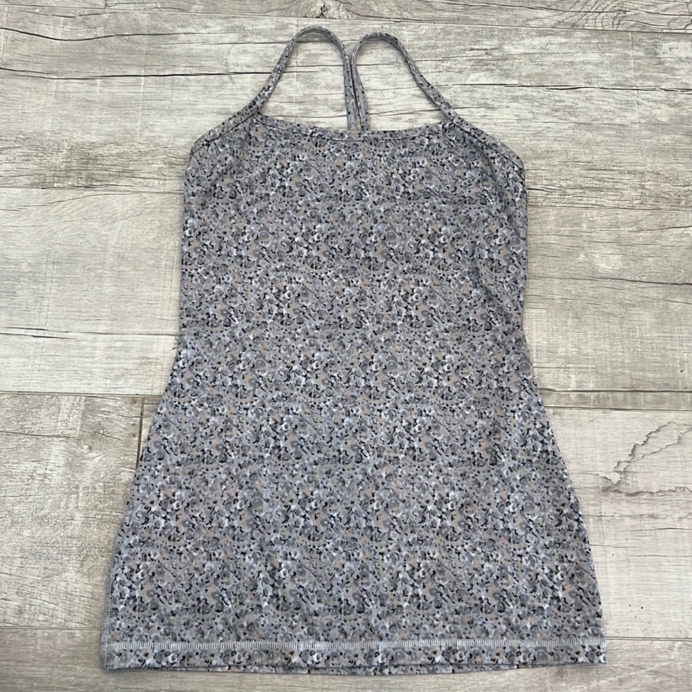 LULULEMON Athletica‎ Power Y Tank Luon Petite Fleur Silver Spoon Size 4